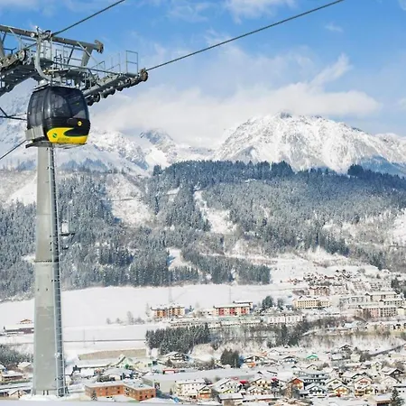 Alpine Mit Sauna Und Pool Apartmán
